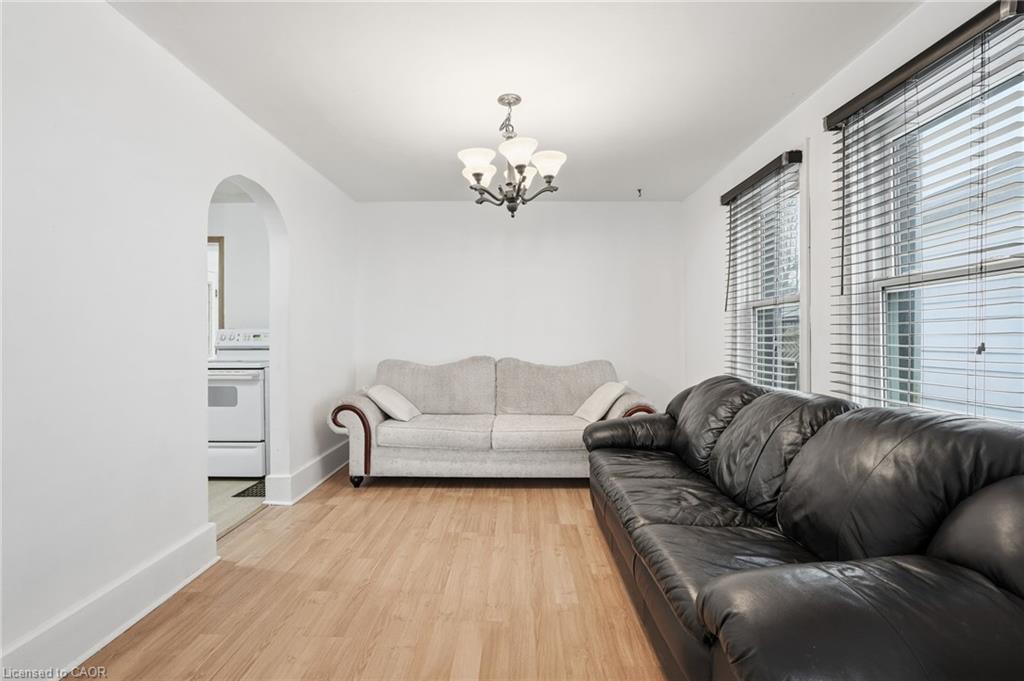20 York Street Property Photo 13