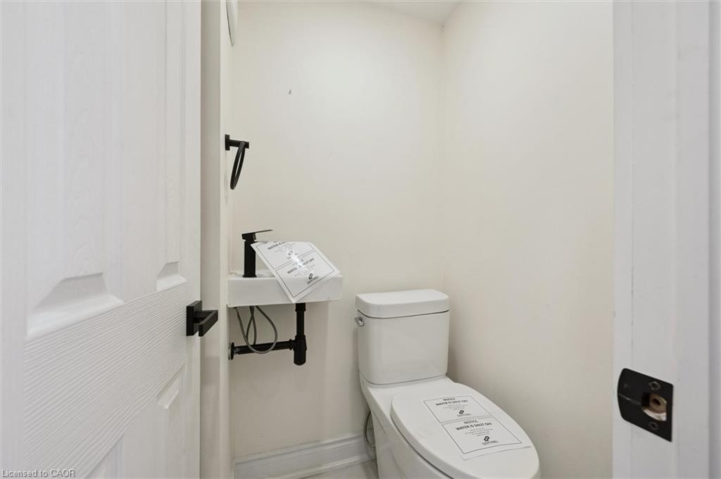 107 Foxridge Drive Property Photo 8