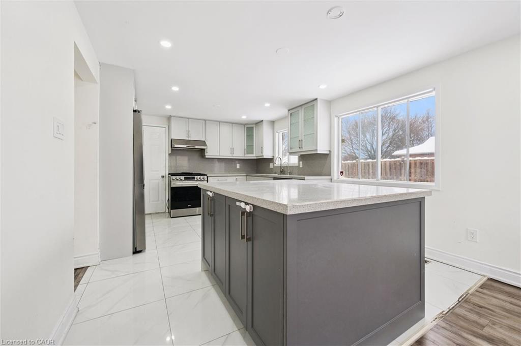 107 Foxridge Drive Property Photo 14