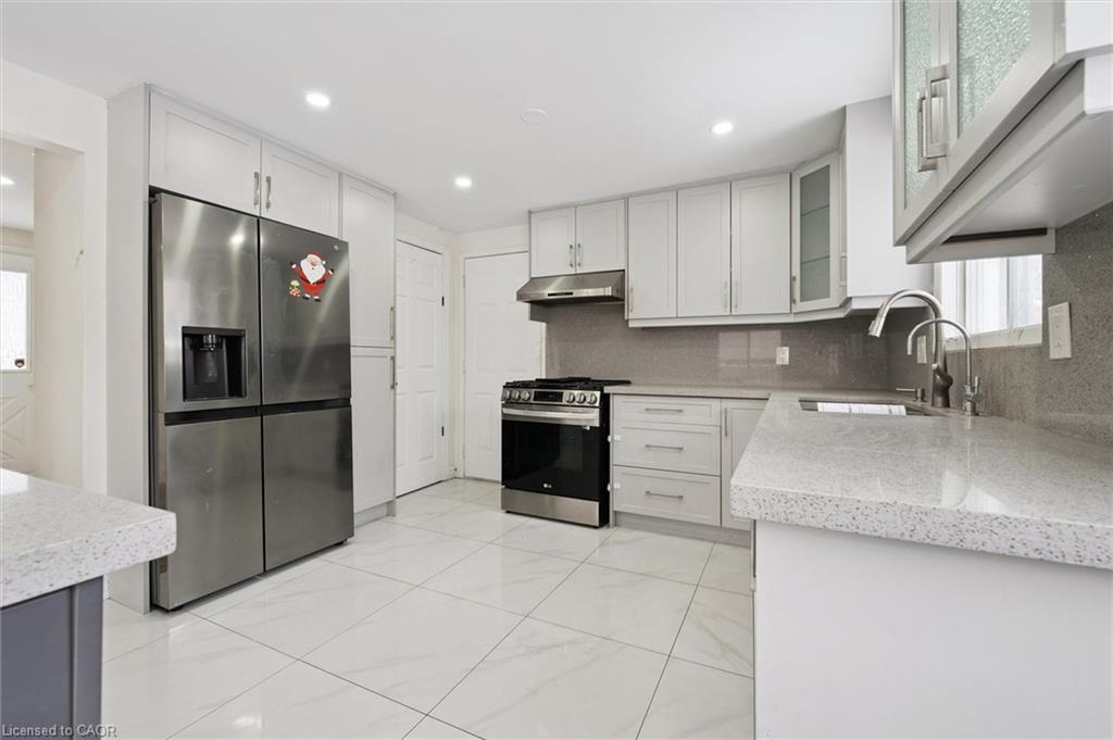 107 Foxridge Drive Property Photo 18