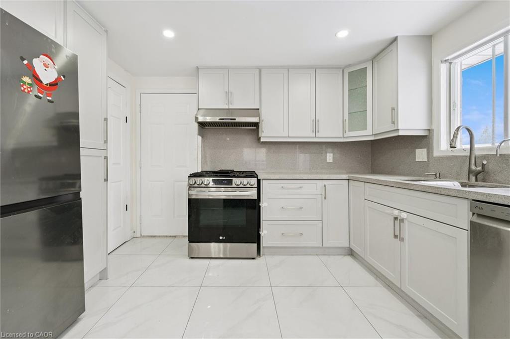 107 Foxridge Drive Property Photo 19