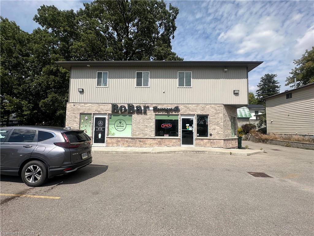 257 Dundas Street Property Photo 1