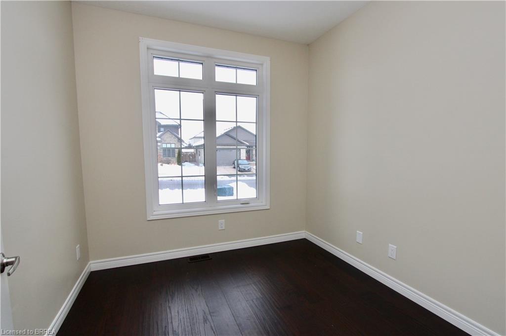 17 Masters Lane Property Photo 34