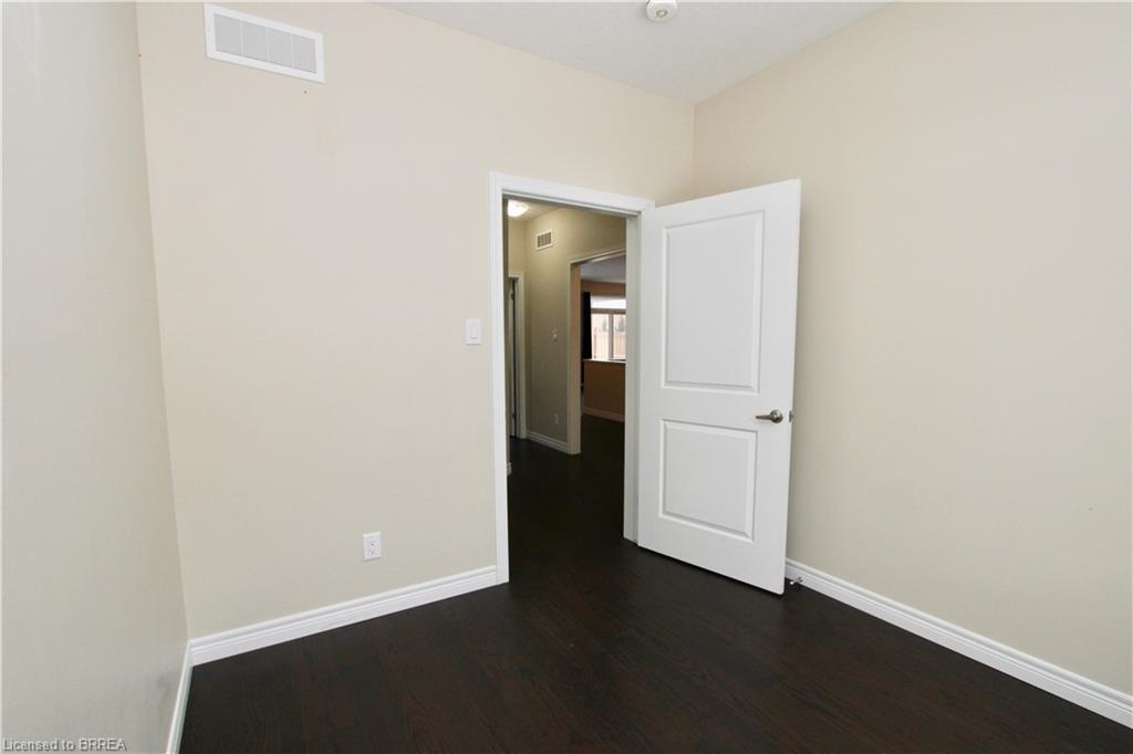 17 Masters Lane Property Photo 36