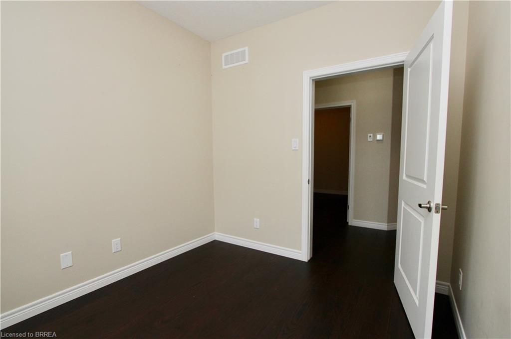 17 Masters Lane Property Photo 37