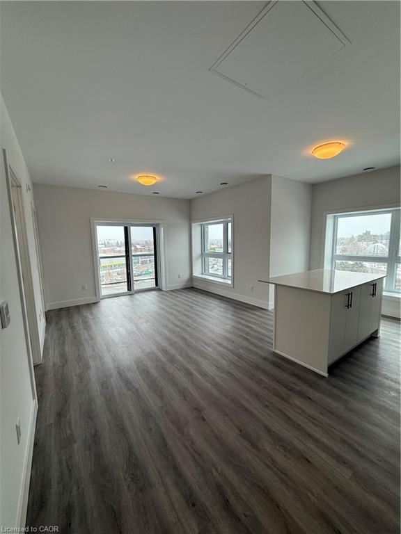 504-1000 Lackner Place Property Photo 4