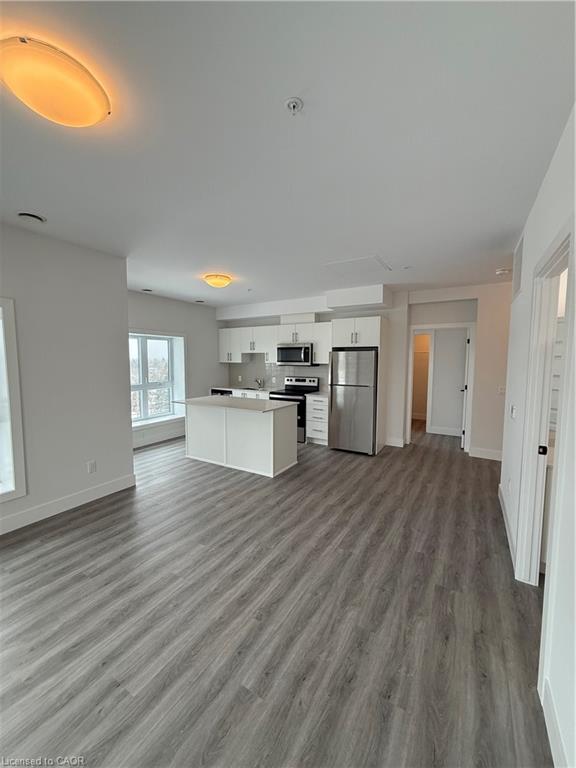 504-1000 Lackner Place Property Photo 5