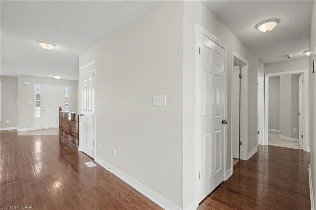 45 Helen Drive E Property Photo 13