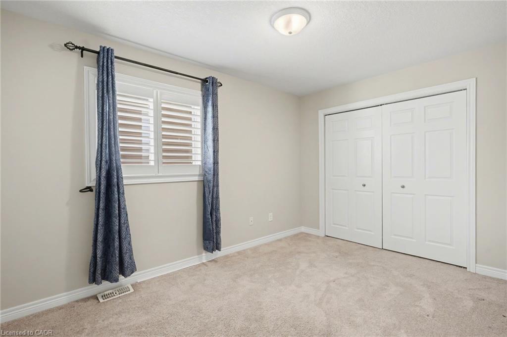 45 Helen Drive E Property Photo 20