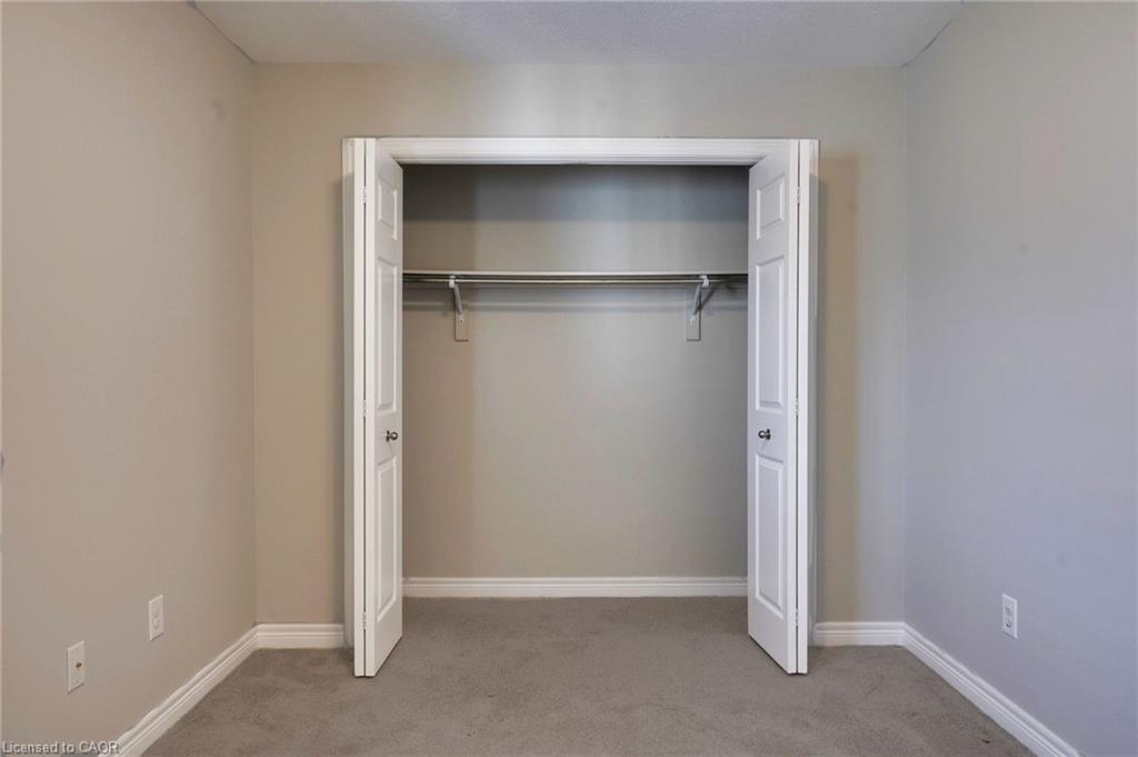 45 Helen Drive E Property Photo 22