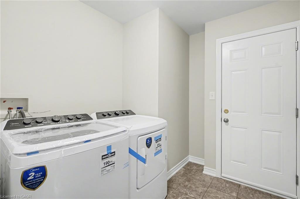 45 Helen Drive E Property Photo 28
