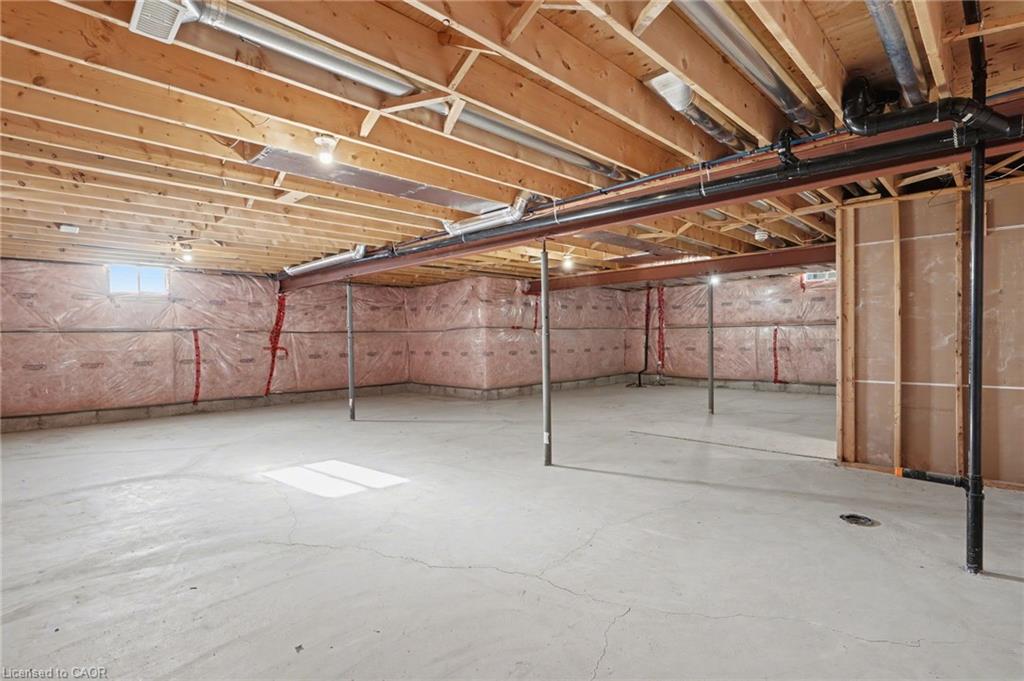 45 Helen Drive E Property Photo 29
