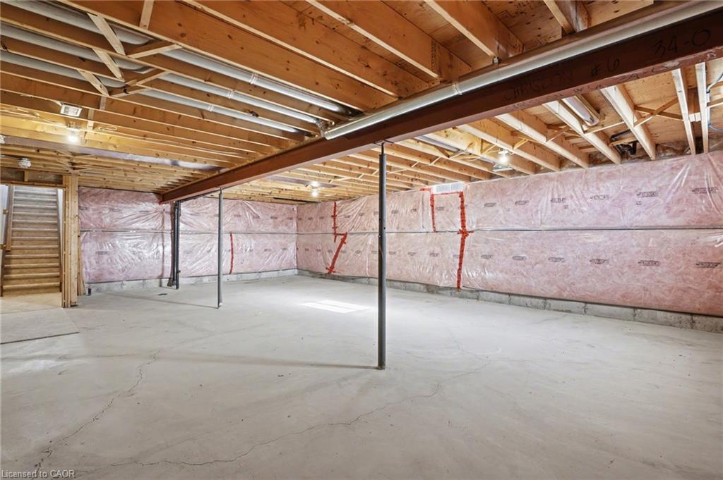 45 Helen Drive E Property Photo 31