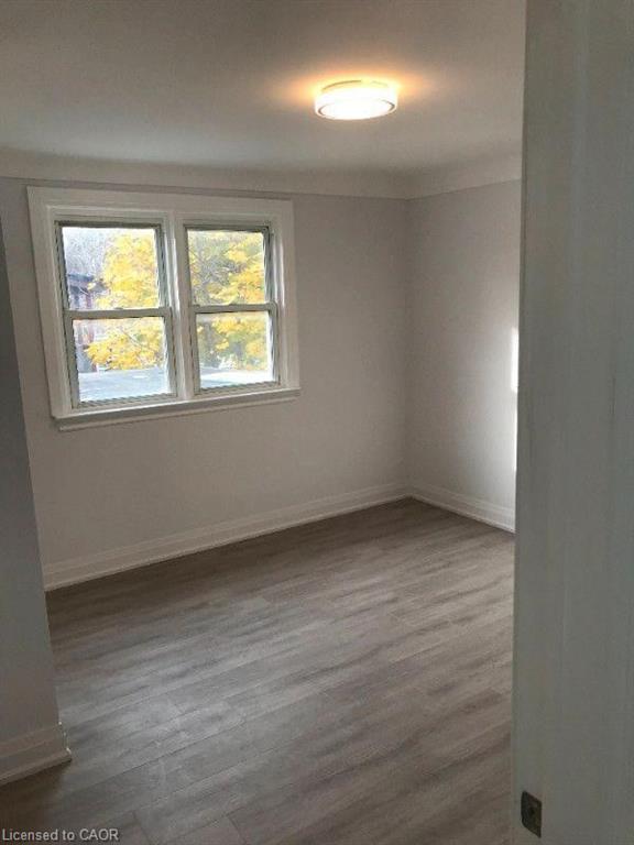 850 (MAIN UNIT) Garth Street Property Photo 1