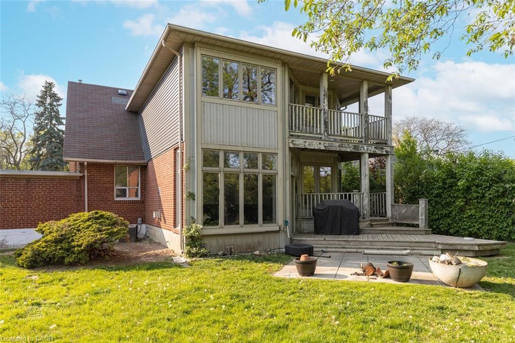 938 Henley Road Property Photo 32