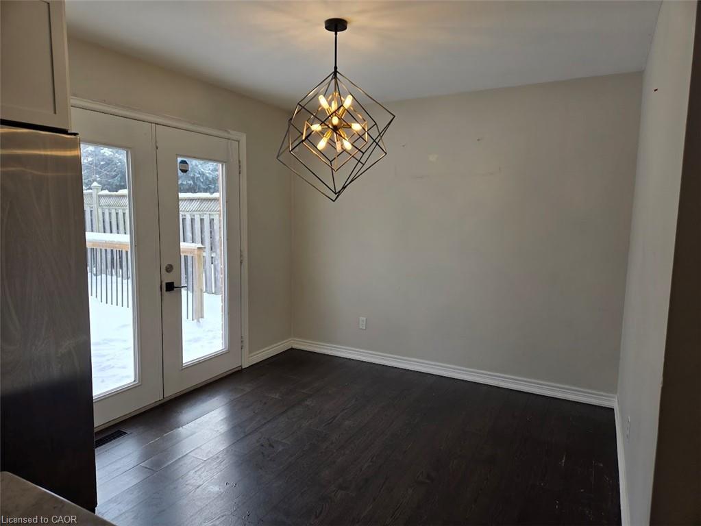 71 Cobblestone Drive Property Photo 9