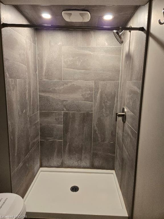 71 Cobblestone Drive Property Photo 13