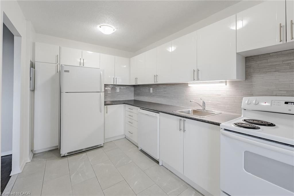 404-770 Hager Avenue Property Photo 5