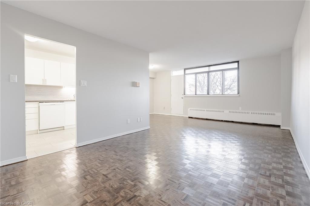 404-770 Hager Avenue Property Photo 8