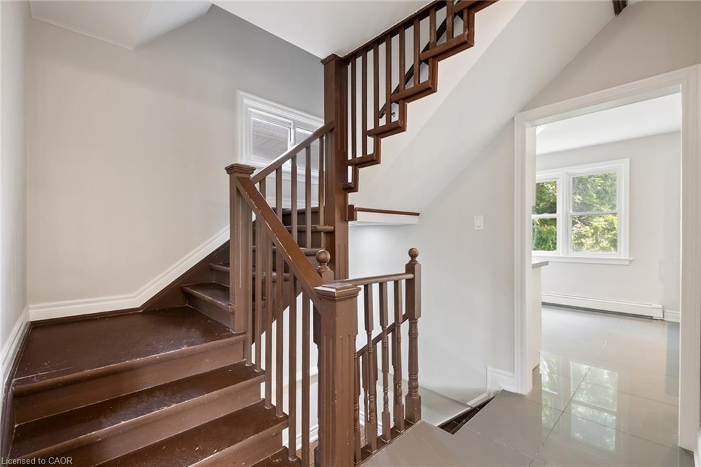69 Hillview Road Property Photo 30