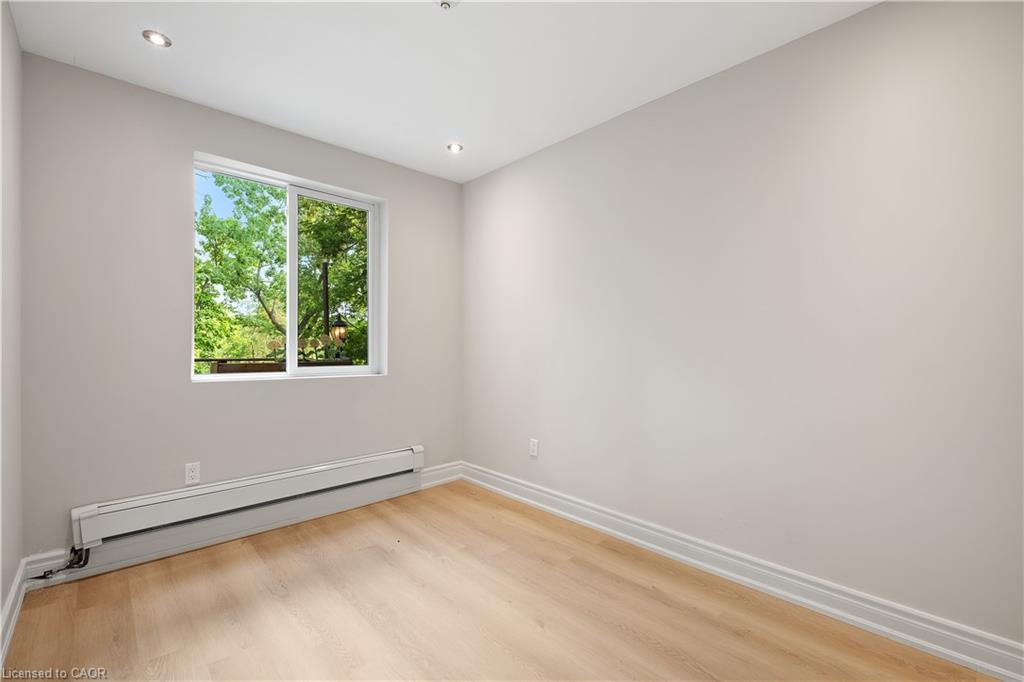 69 Hillview Road Property Photo 34