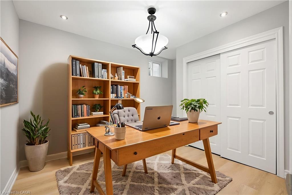 69 Hillview Road Property Photo 35