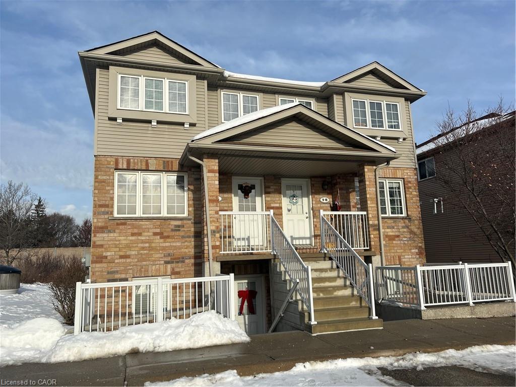 9D-50 Howe Drive Property Photo 1