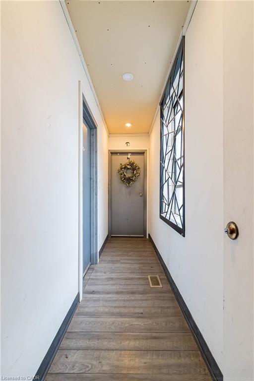 6 Sanford Avenue N Property Photo 15