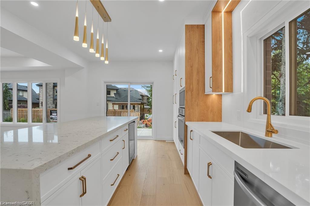 382 Southcote Road Property Photo 26