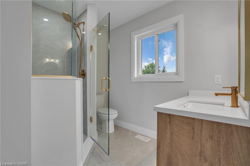 382 Southcote Road Property Photo 34