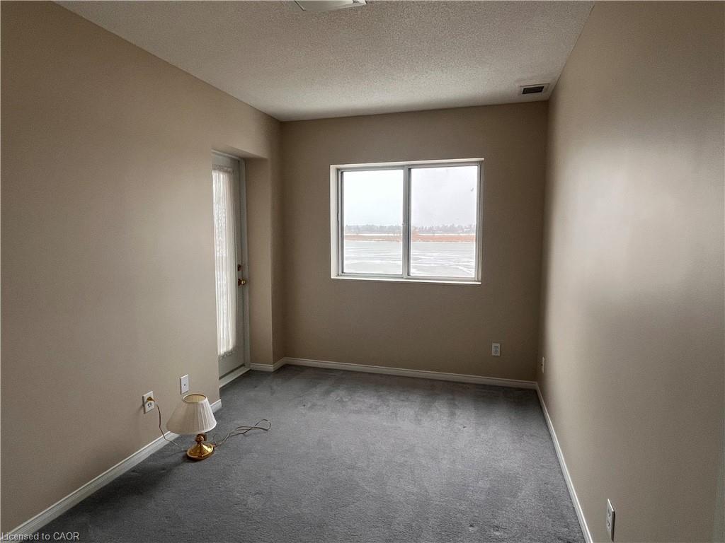 203-210 Main Street E Property Photo 30