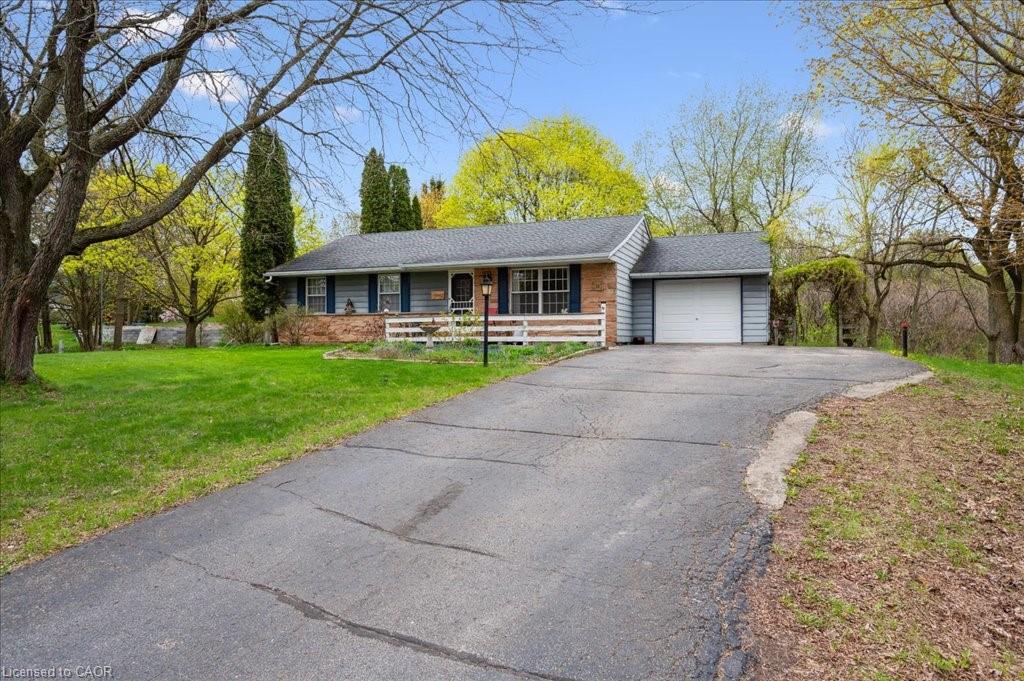 39 Bannockburn Road Property Photo 4