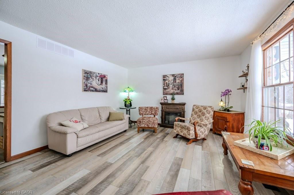 39 Bannockburn Road Property Photo 7