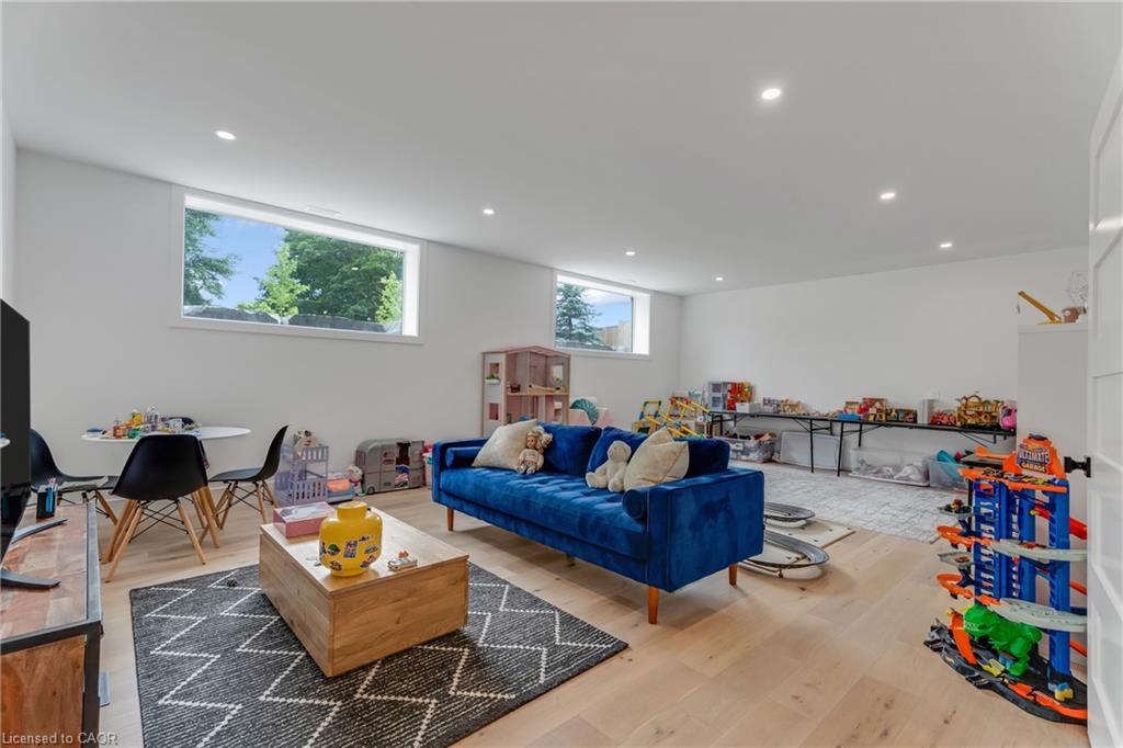 4678 Lobsinger Line Property Photo 31
