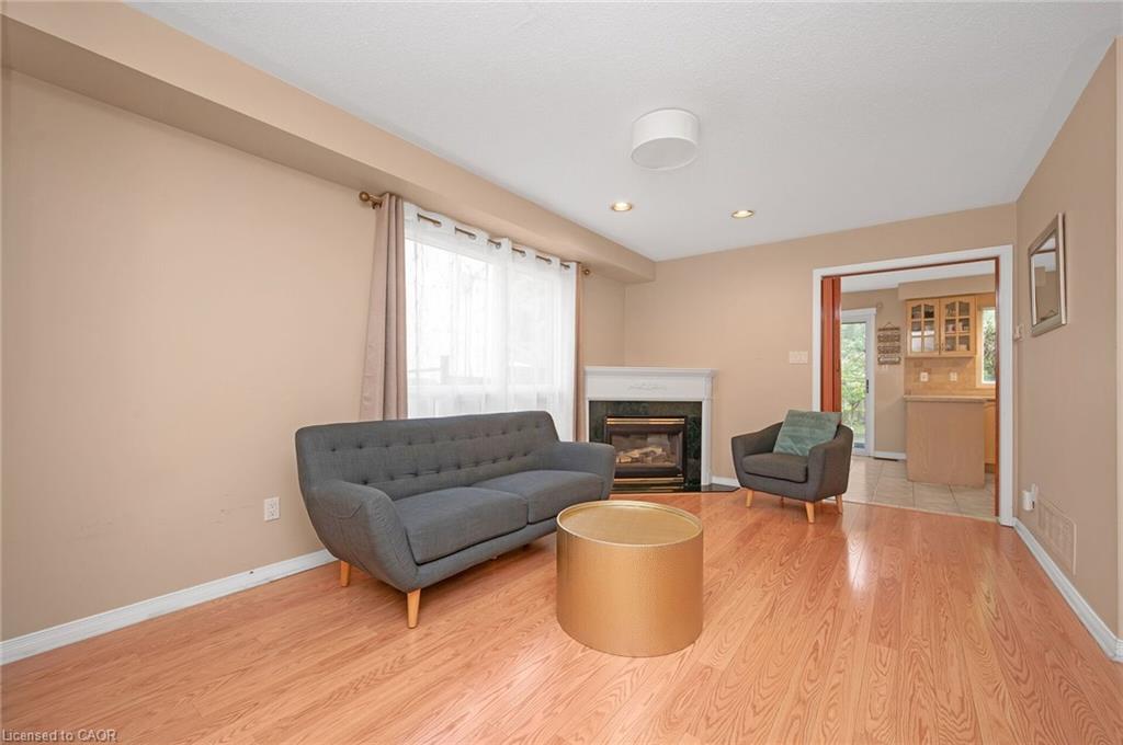 2189 Shorncliffe Boulevard Property Photo 6