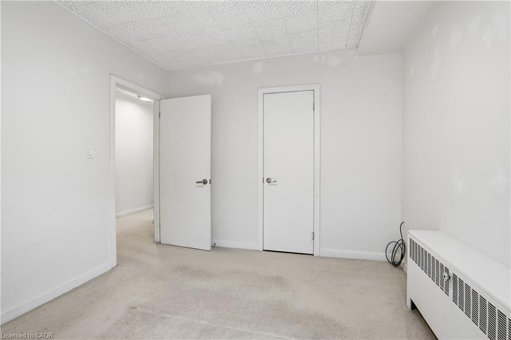 9-4 Robinson Street Property Photo 12