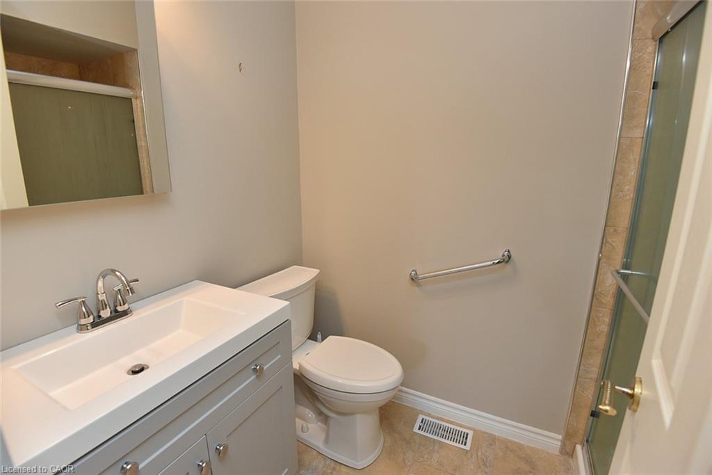157 Silverbirch Boulevard Property Photo 15