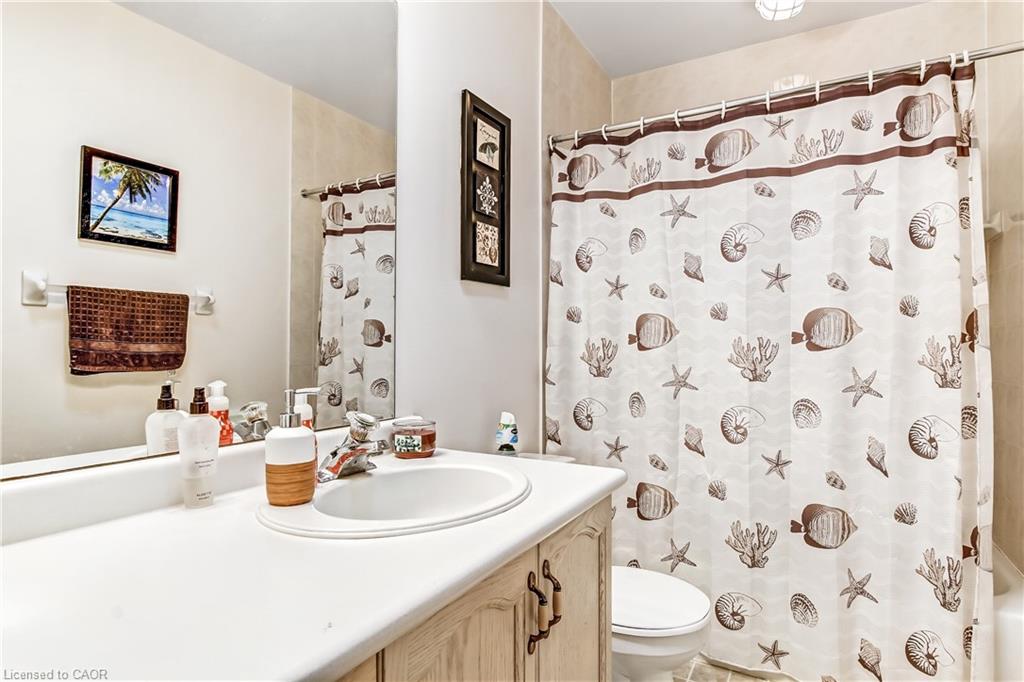 5 Walsingham Drive Property Photo 6