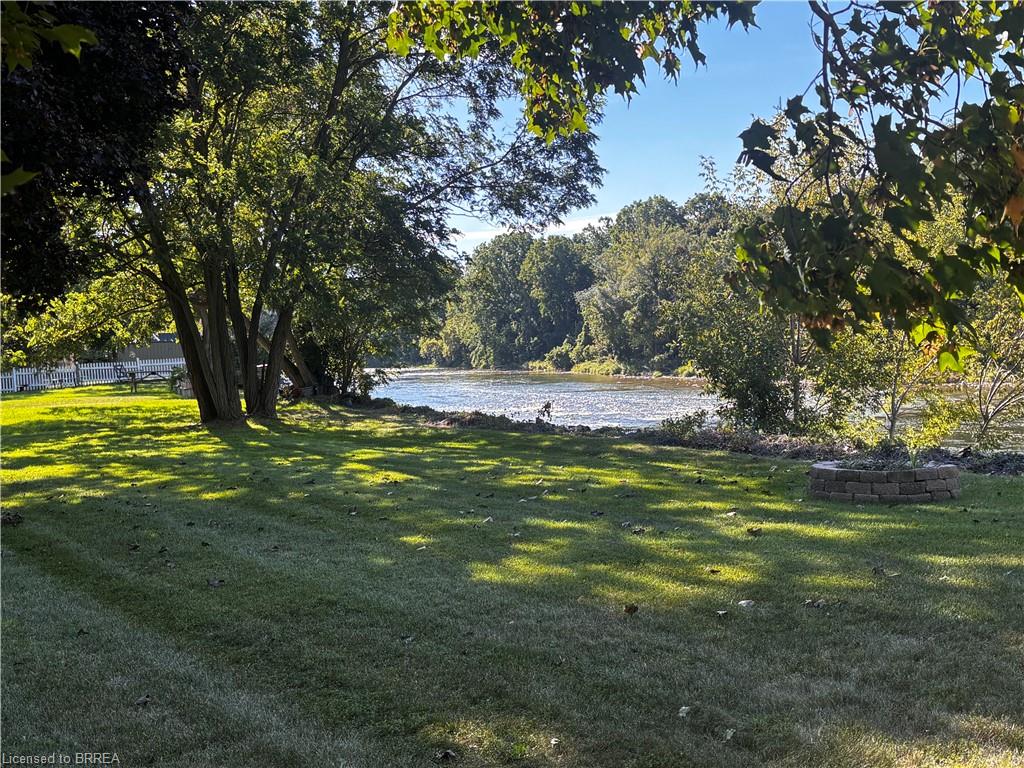 58 Willow Street Property Photo 5