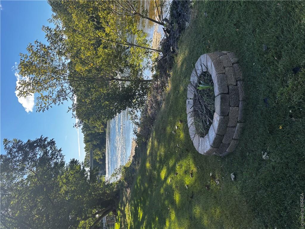 58 Willow Street Property Photo 6