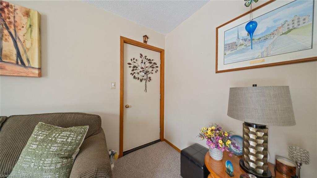 58 Willow Street Property Photo 13