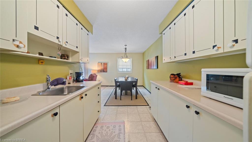 58 Willow Street Property Photo 33