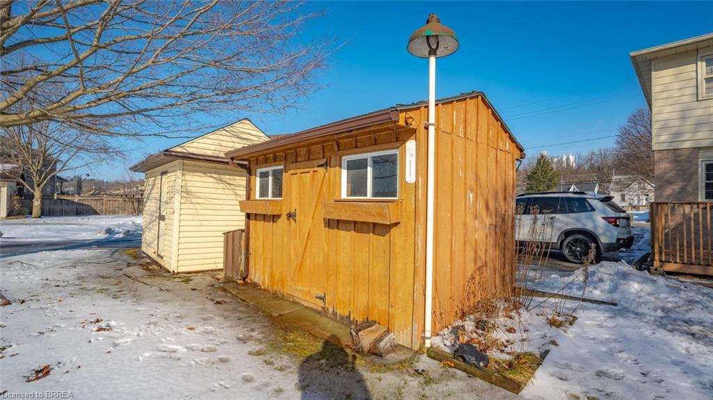 58 Willow Street Property Photo 42