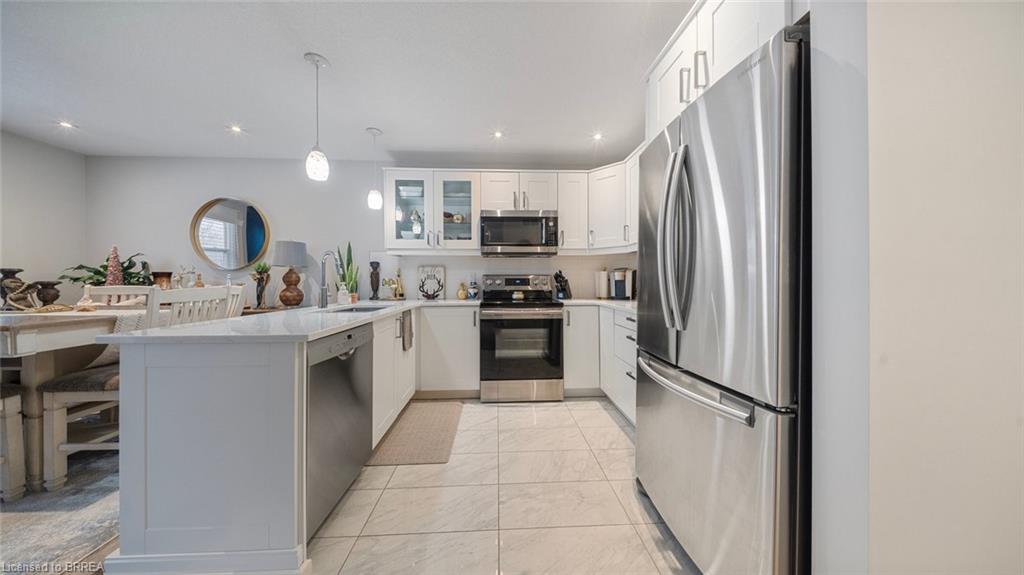 60 Willow Street Property Photo 12