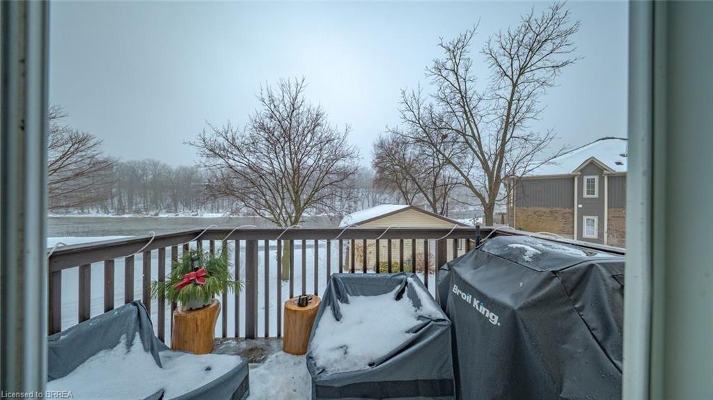 60 Willow Street Property Photo 37