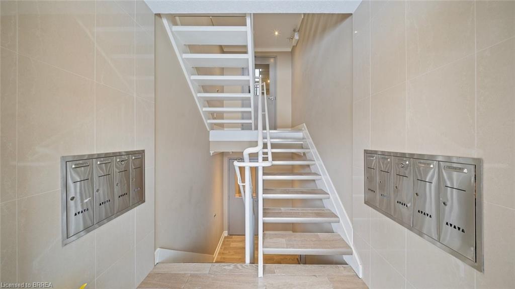 36 Willow Street Property Photo 10