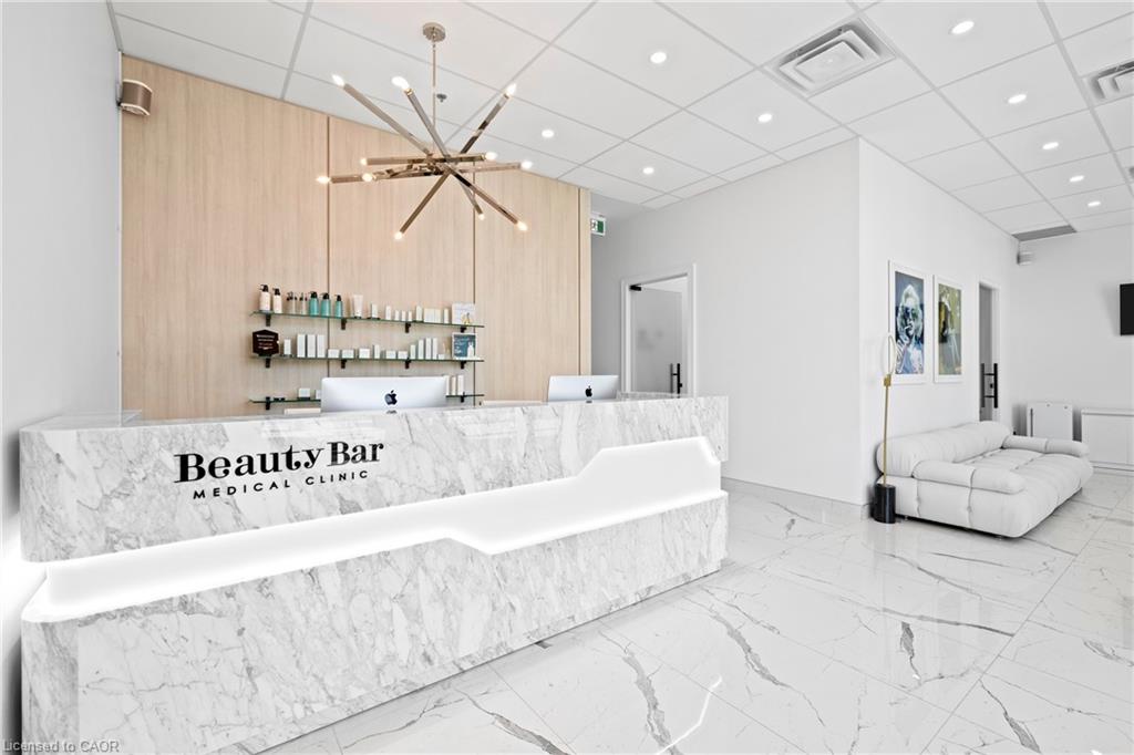 1-7097 Yonge Street Property Photo 12