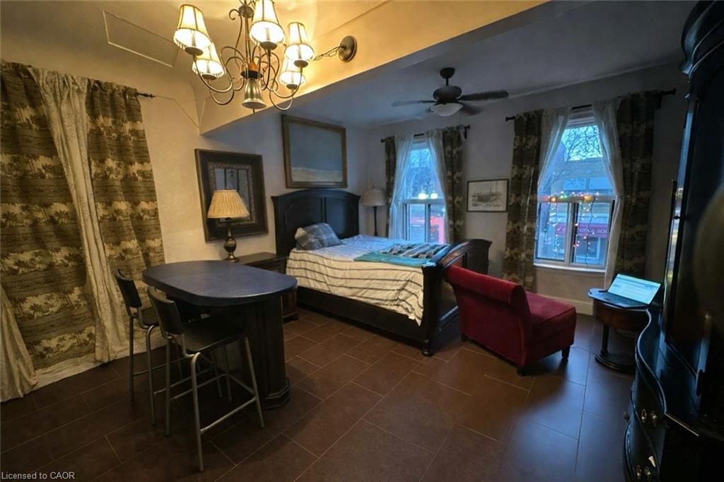 237 James Street N Property Photo 33