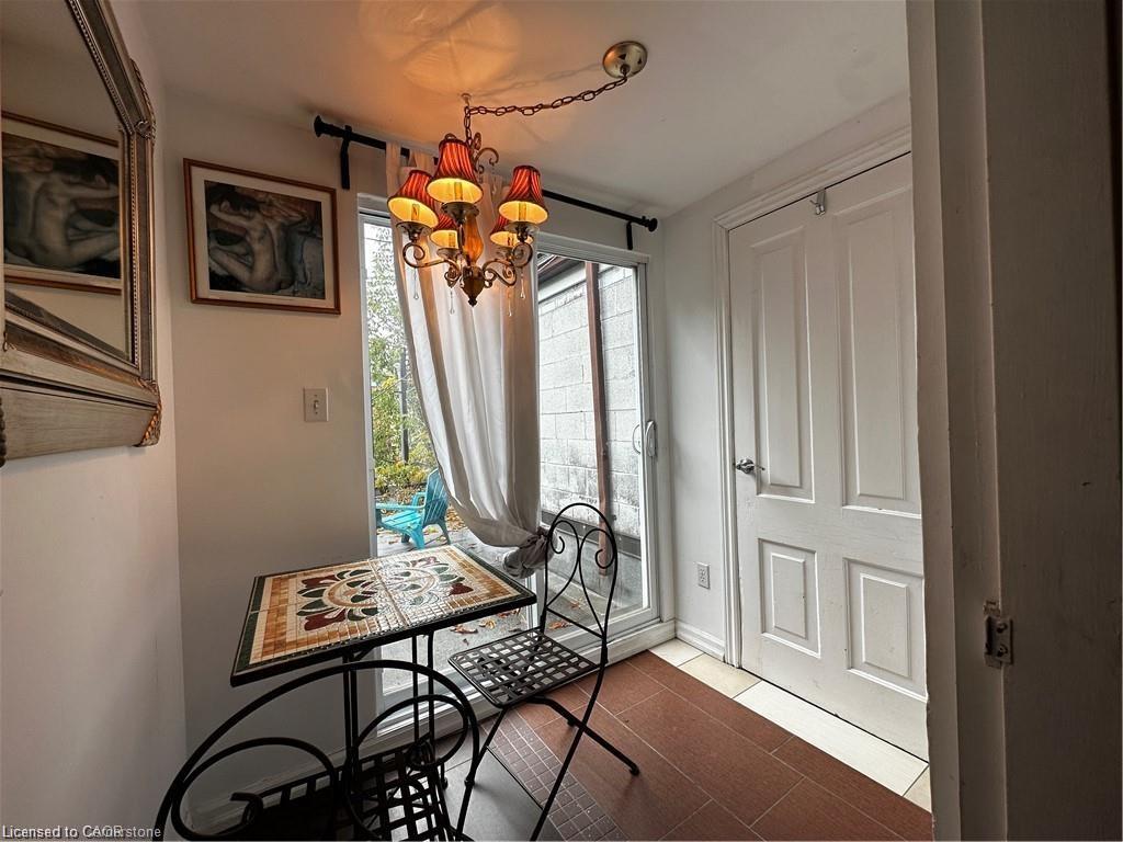237 James Street N Property Photo 42