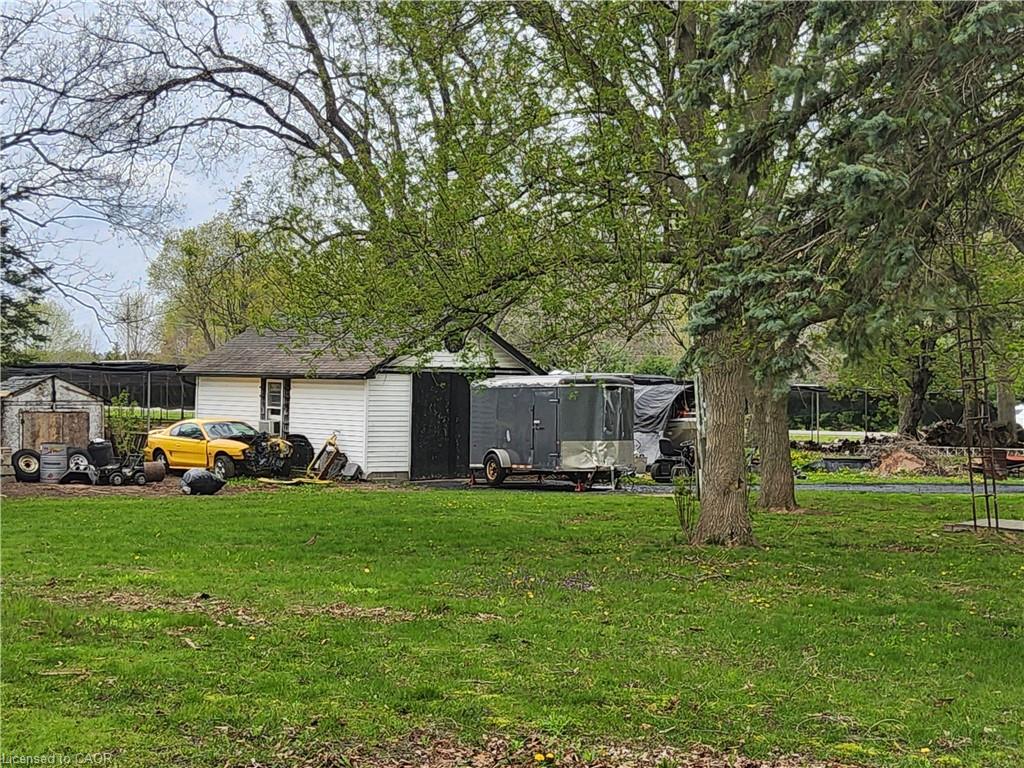 740 Hillcrest Road Property Photo 3